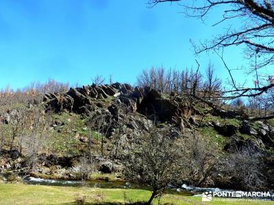 Molinos Hiruela; madrid senderismo; rutas senderismo madrid; grupos de trekking;fotos de sierra de c